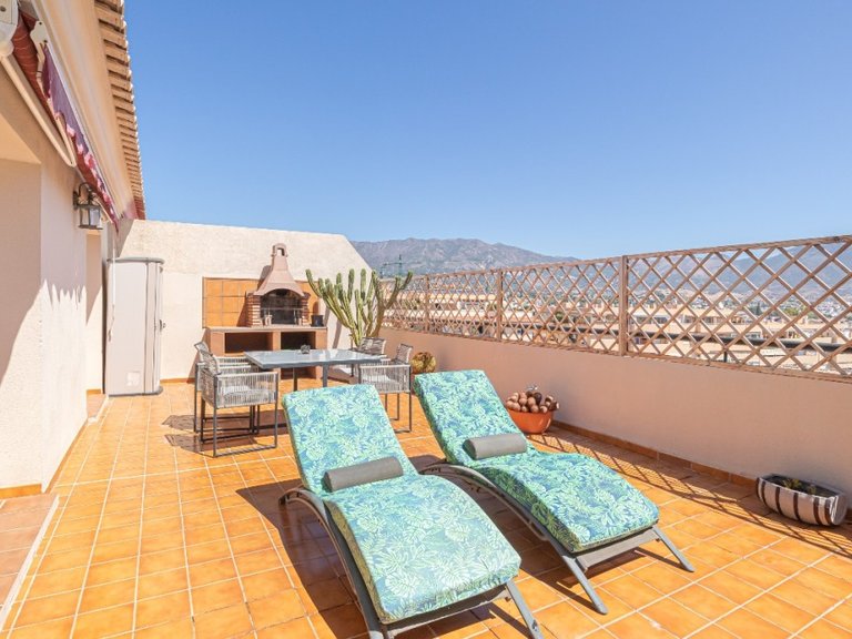 Apartment for Sale in Las Lagunas, Malaga 1