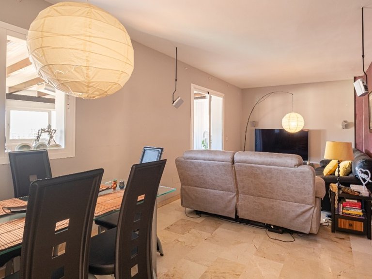 Apartment for Sale in Las Lagunas, Malaga 12