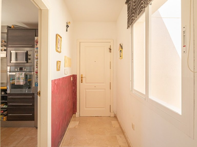 Apartment for Sale in Las Lagunas, Malaga 17