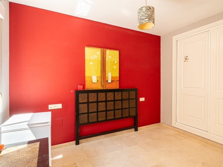 Apartment for Sale in Las Lagunas, Malaga 23
