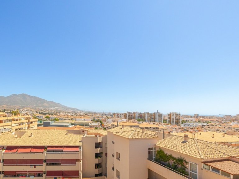 Apartment for Sale in Las Lagunas, Malaga 31