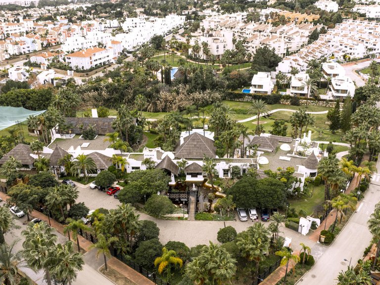 Villa for Sale in Estepona, Malaga 36