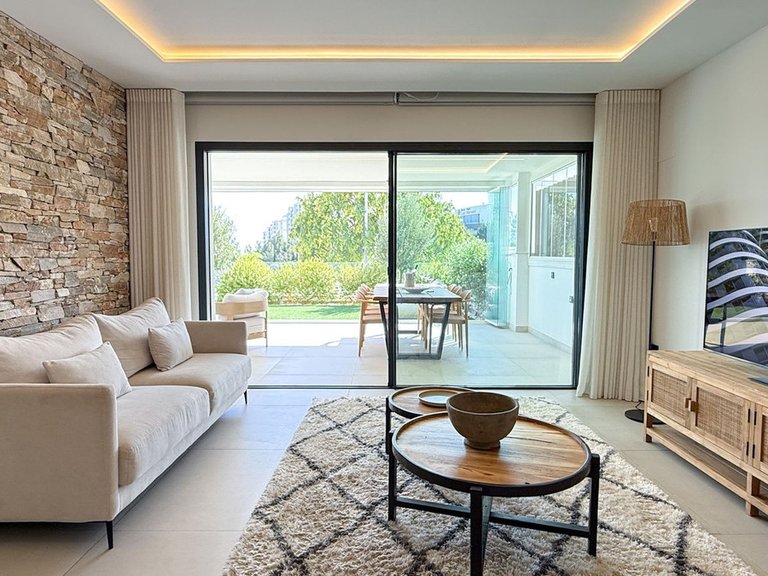 Apartment for Sale in Estepona, Malaga 2