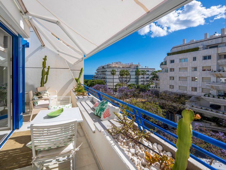 Apartment for Sale in Marbella, Malaga 15