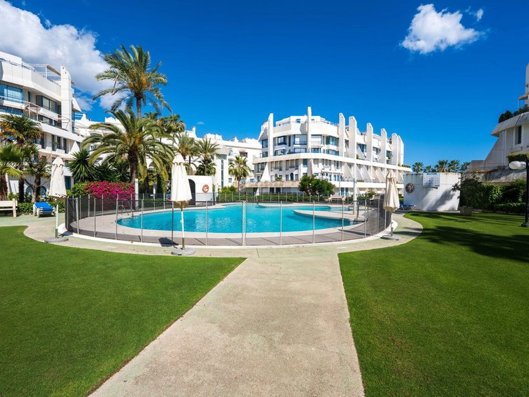 Apartment for Sale in Marbella, Malaga 33