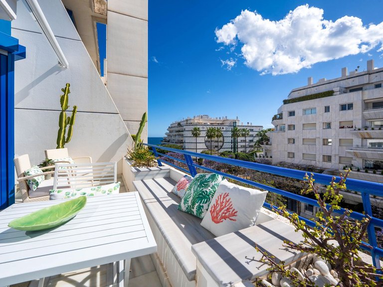 Apartment for Sale in Marbella, Malaga 35