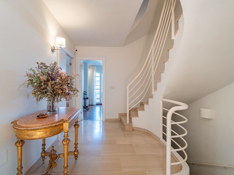 Villa for Sale in Parque Clavero, Malaga 19