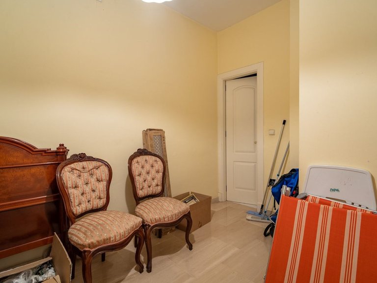 Villa for Sale in Parque Clavero, Malaga 38