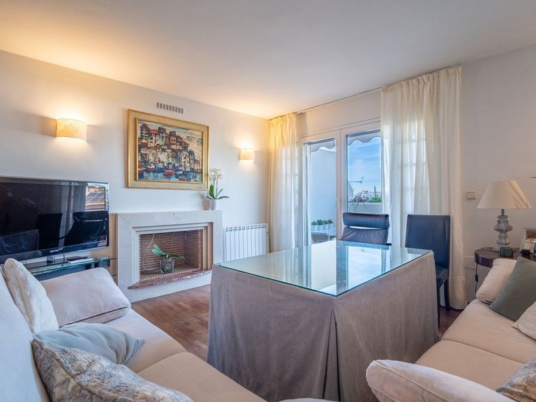 Villa for Sale in Parque Clavero, Malaga 4