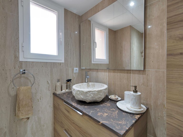 Apartment for Sale in Marbella, Malaga 18