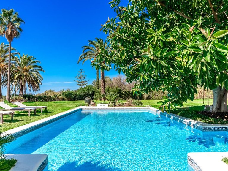 Villa for Sale in Benahavís, Malaga 2