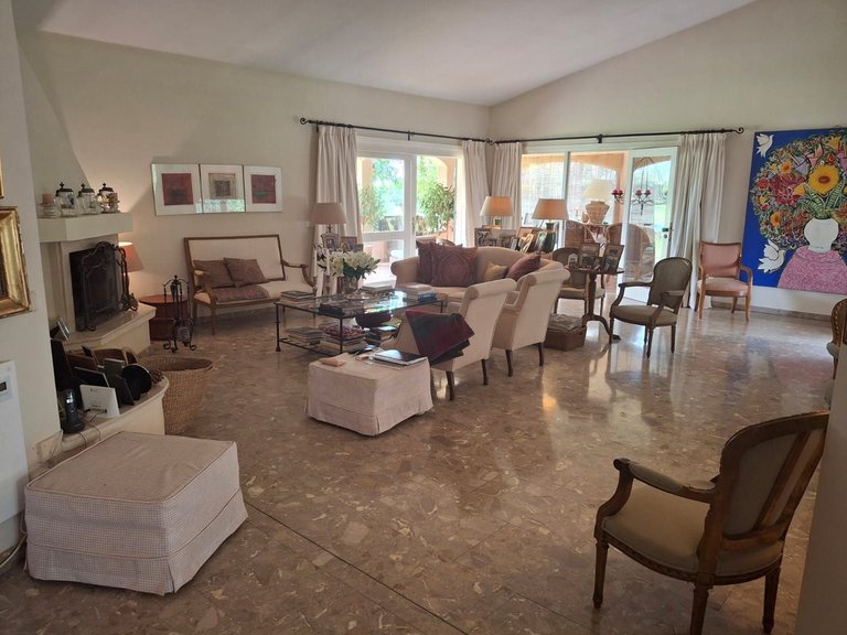 Villa for Sale in Benahavís, Malaga 5