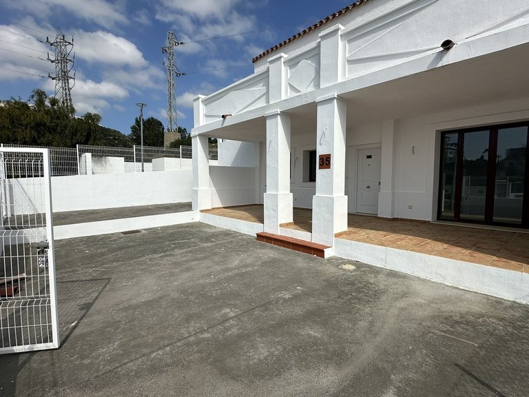 Villa for Sale in Doña Julia, Malaga 12