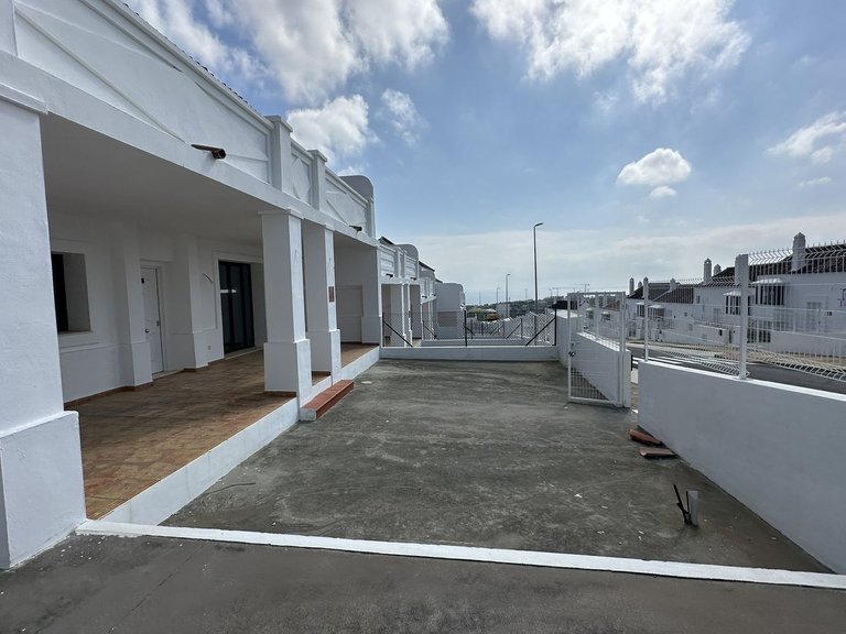 Villa for Sale in Doña Julia, Malaga 5