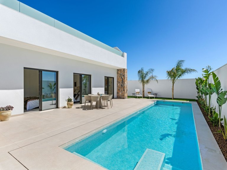 Villa for Sale in Los Alcazares, Murcia 1