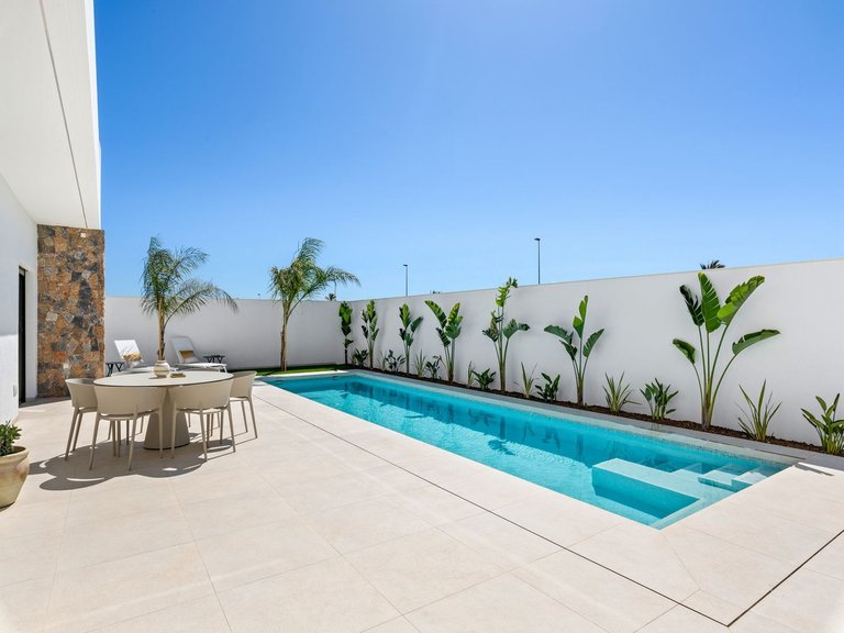 Villa for Sale in Los Alcazares, Murcia 2