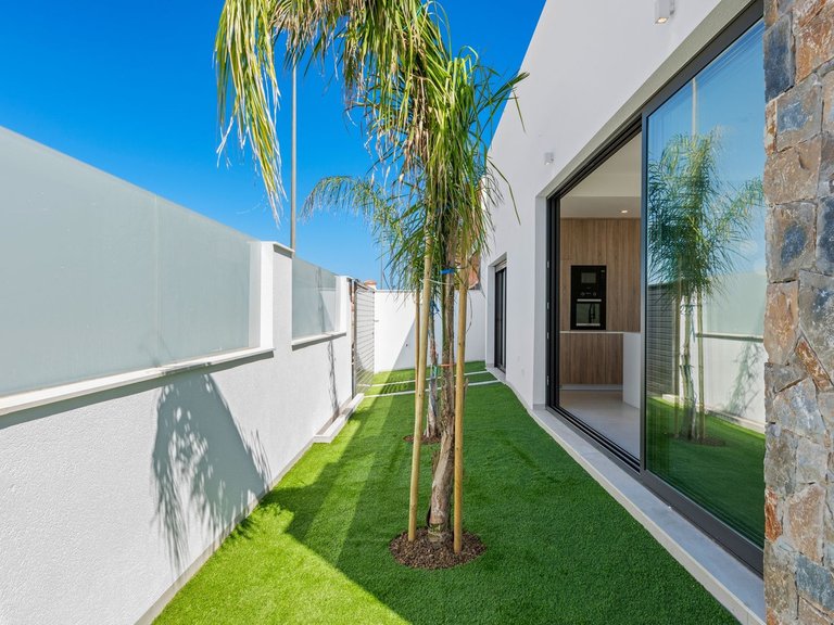 Villa for Sale in Los Alcazares, Murcia 29