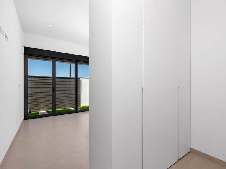 Villa for Sale in Los Alcazares, Murcia 39