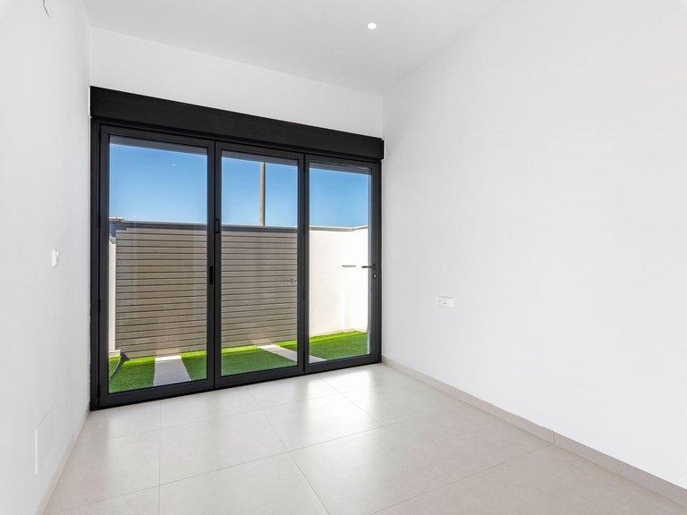 Villa for Sale in Los Alcazares, Murcia 40