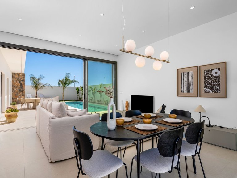 Villa for Sale in Los Alcazares, Murcia 9