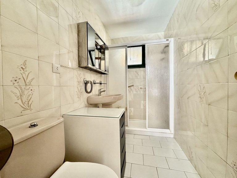 Apartment for Sale in Fuengirola, Malaga 12