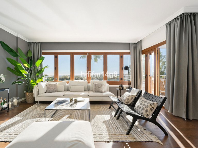 Apartment for Sale in Nueva Andalucía, Malaga 7