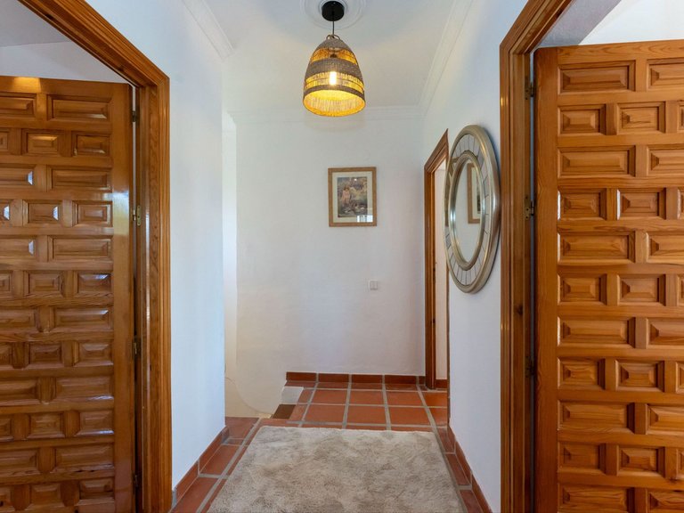 Villa for Sale in Alhaurín El Grande, Malaga 18