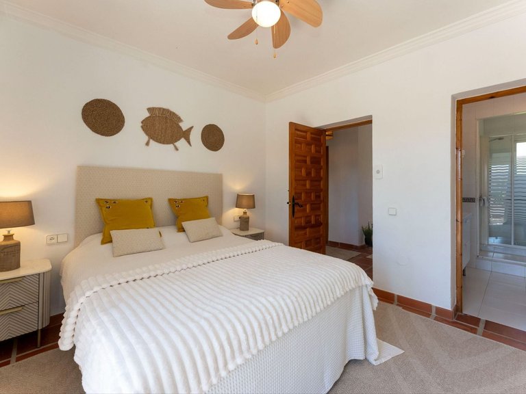 Villa for Sale in Alhaurín El Grande, Malaga 19