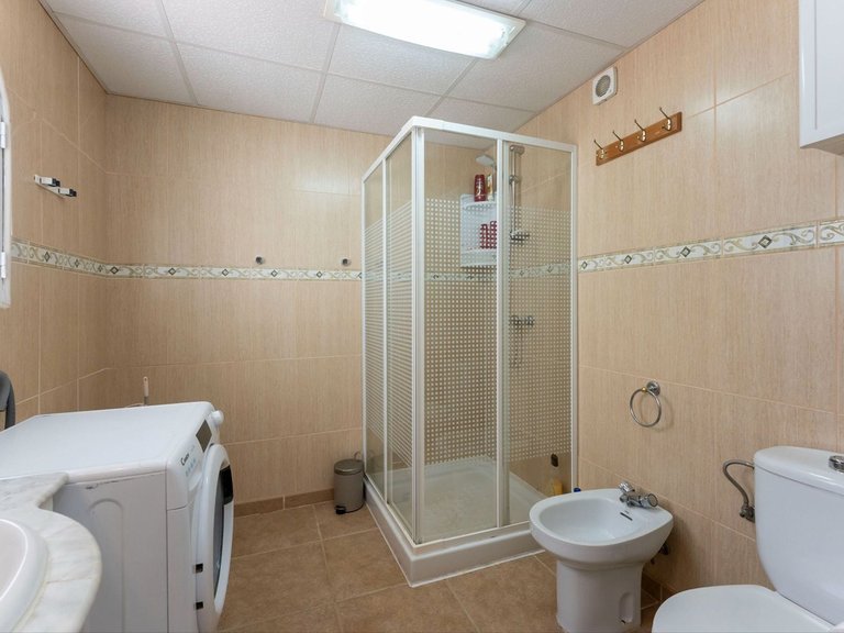 Villa for Sale in Alhaurín El Grande, Malaga 40