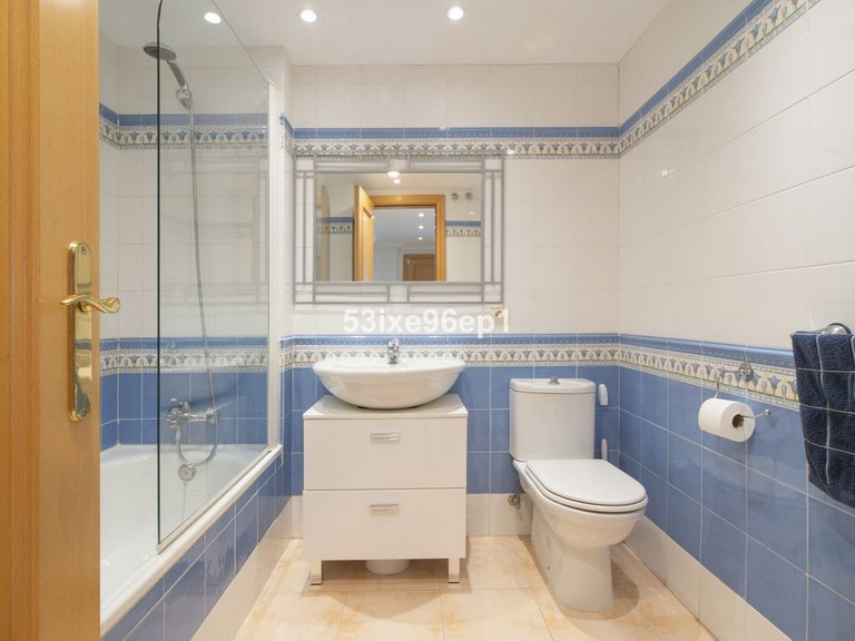 Apartment for Sale in Selwo, Malaga 20