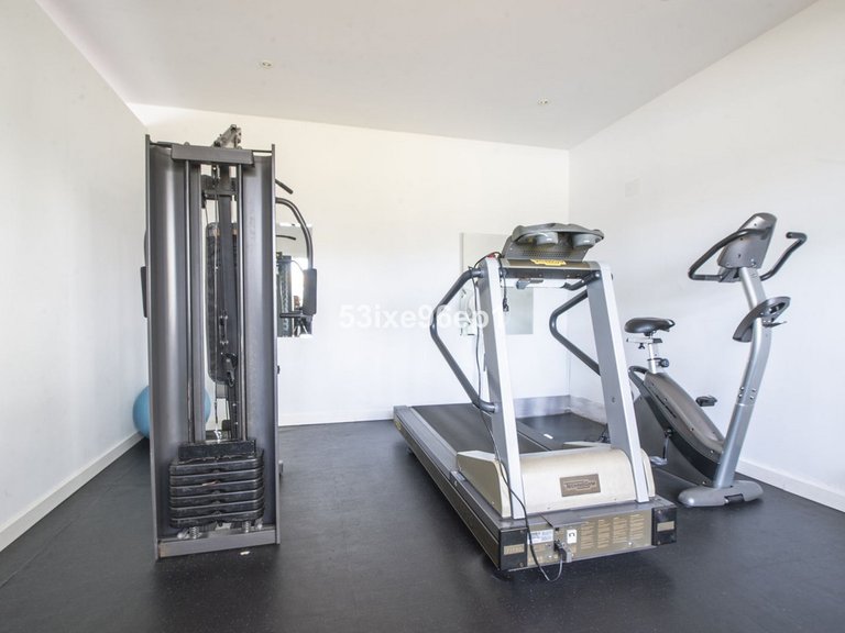Apartment for Sale in Selwo, Malaga 35