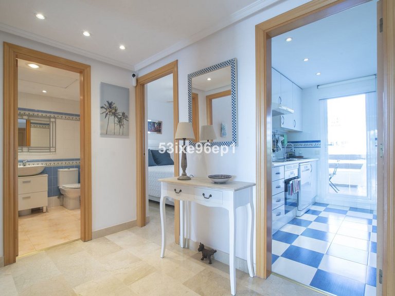Apartment for Sale in Selwo, Malaga 4