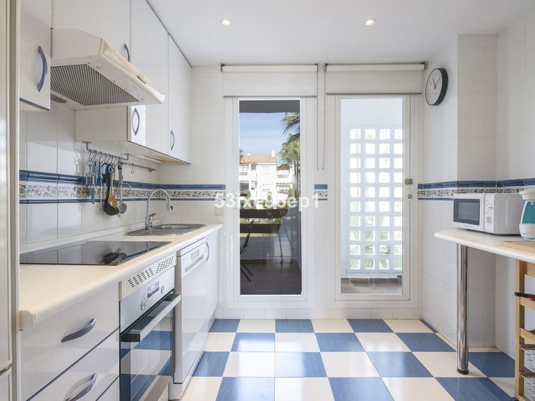 Apartment for Sale in Selwo, Malaga 6