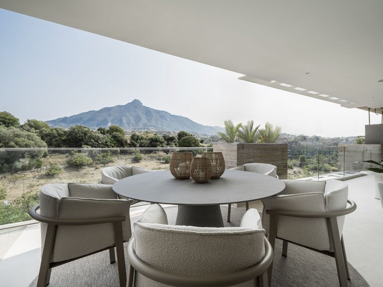 Apartment for Sale in Aloha, Malaga 1