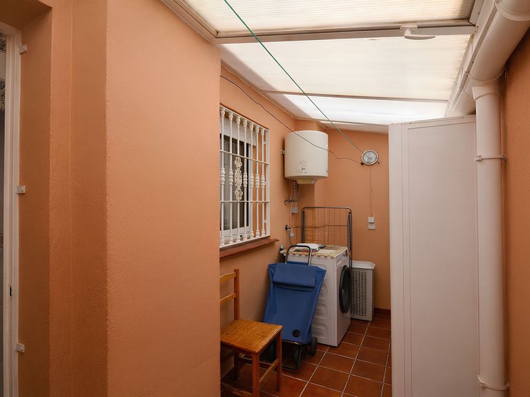 Apartment for Sale in Las Lagunas, Malaga 11