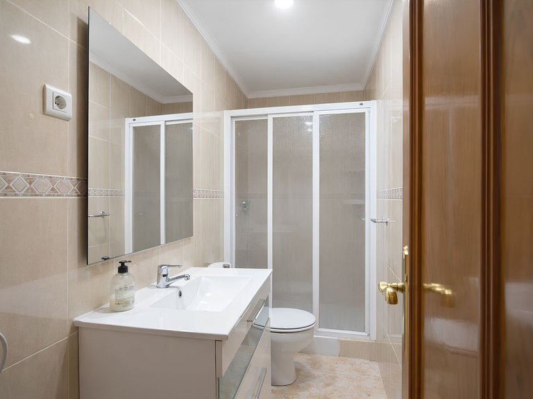 Apartment for Sale in Las Lagunas, Malaga 20