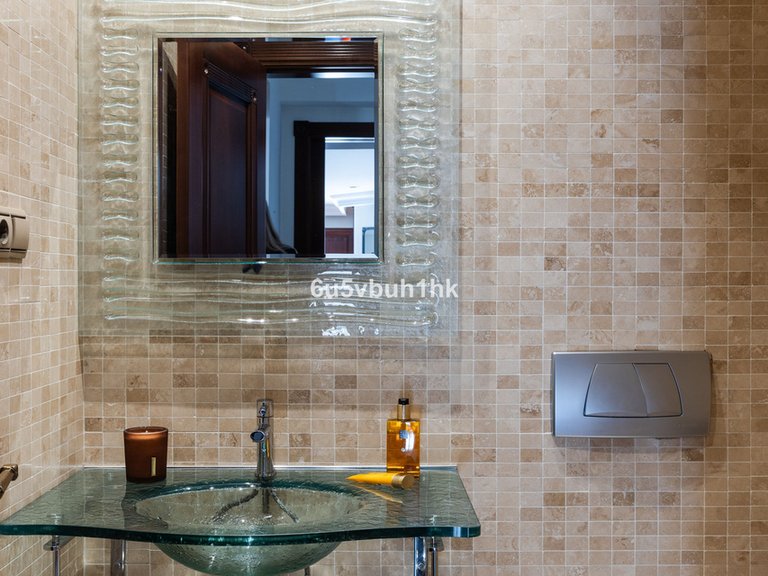 Villa for Sale in Málaga, Malaga 11