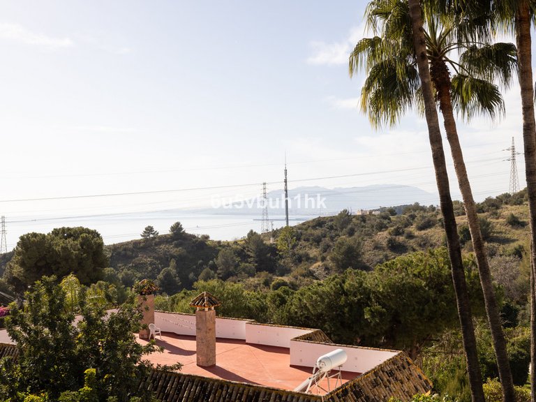 Villa for Sale in Málaga, Malaga 45