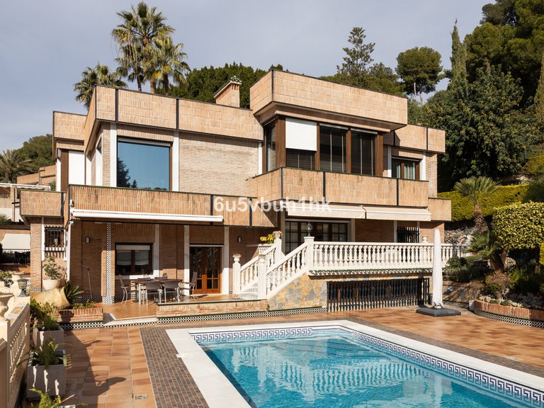 Villa for Sale in Málaga, Malaga 5