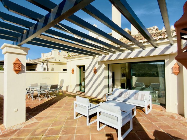 Apartment for Sale in Benahavís, Malaga 12