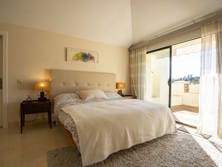 Apartment for Sale in Benahavís, Malaga 19