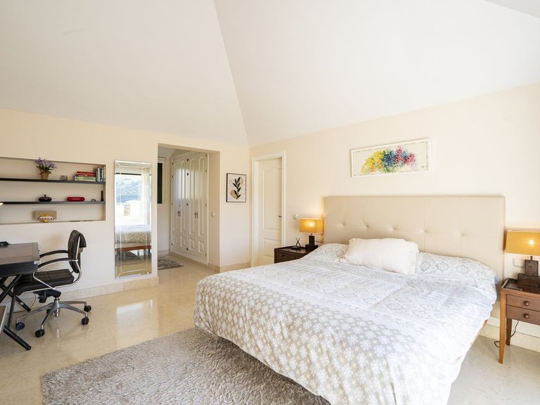 Apartment for Sale in Benahavís, Malaga 20