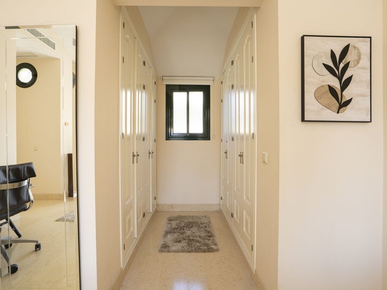 Apartment for Sale in Benahavís, Malaga 21