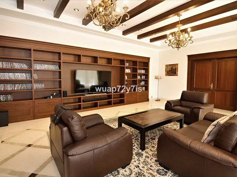 Villa for Sale in Guadalmina Baja, Malaga 14
