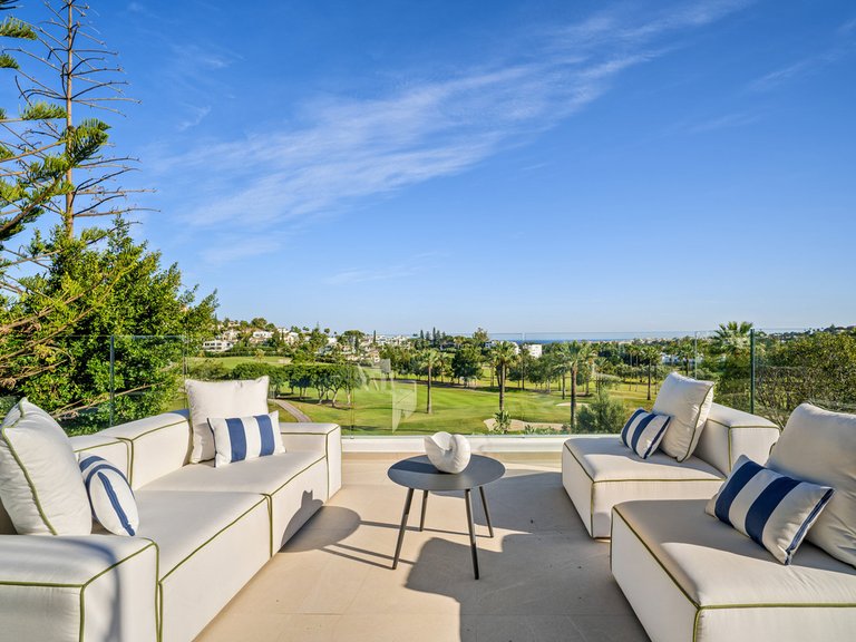 Villa for Sale in Costa del Sol Nueva Andalucía, Malaga 17