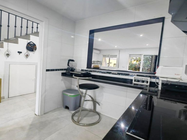 Villa for Sale in Estepona, Malaga 3