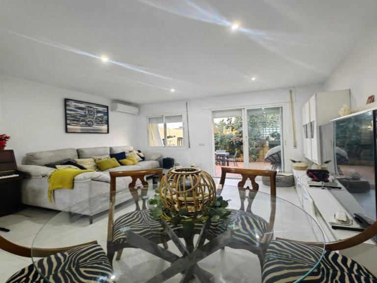 Villa for Sale in Estepona, Malaga 6