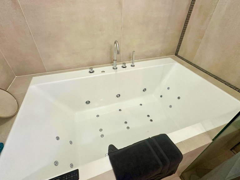 Apartment for Sale in Marbella, Malaga 22
