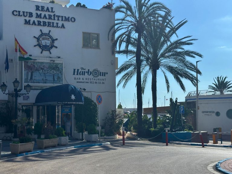 Apartment for Sale in Marbella, Malaga 43