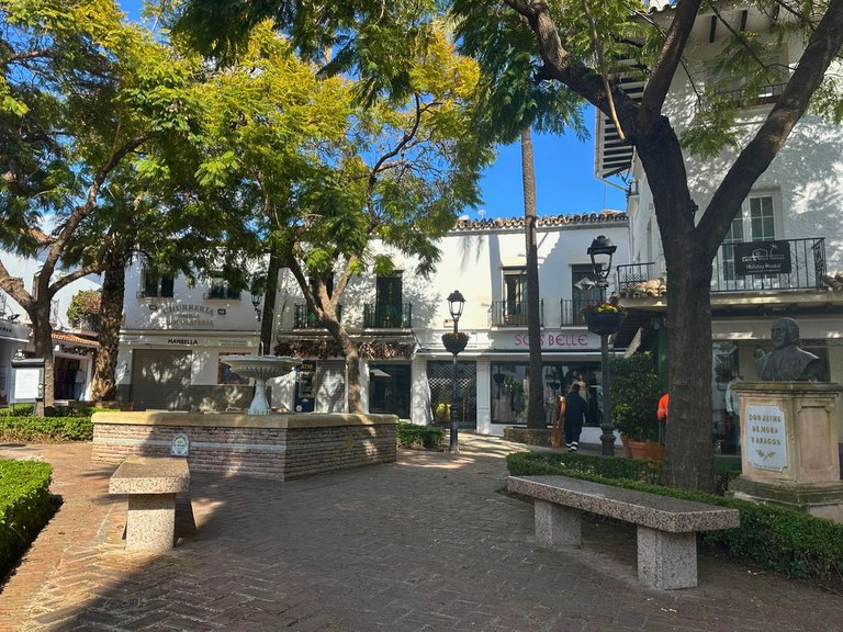 Apartment for Sale in Marbella, Malaga 46